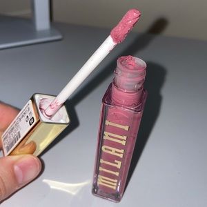 🎄5 for $20🎄   MILANI, Amore Satin Matte Lip Creme 04 PLUSH LUXUEUX